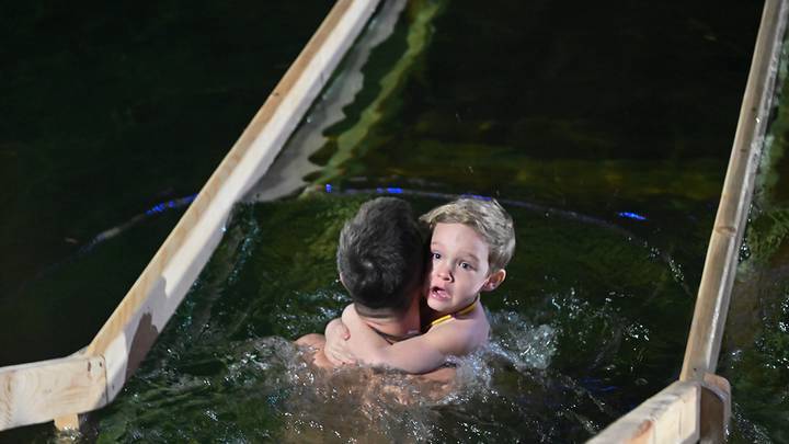 Крещенские купания в Измайлове / Фото: Александр Кочубей / Вечерняя Москва