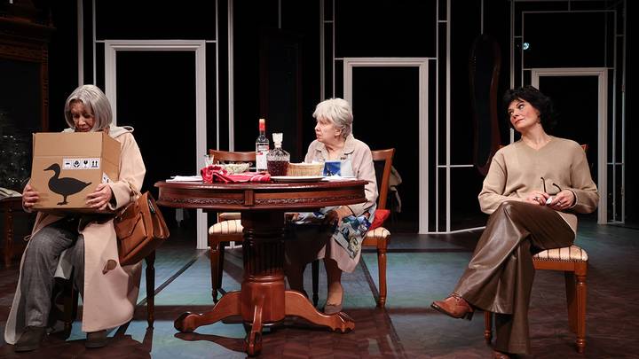 Спектакль «Москвички» в Театре Моссовета: сюжет, актеры