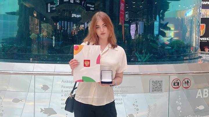 Учительницу из Петербурга обвинили в педофилии: где она преподавала, что сделала и посадят ли ее