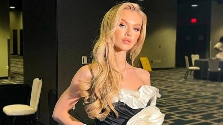 Виктория Апанасенко