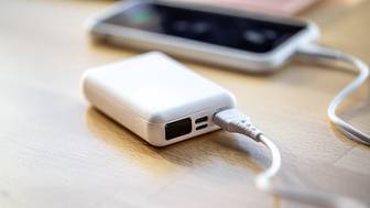 Росавиация опровергла сообщения о запрете на провоз пауэрбанков в самолетах