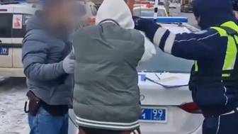 Иностранца, который ехал в такси с 60 свертками с наркотиками, задержали в Москве