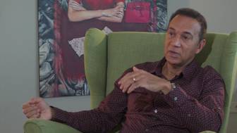 Бывший судья из Франции, боровшийся с педофилами, переехал в Россию из-за угроз