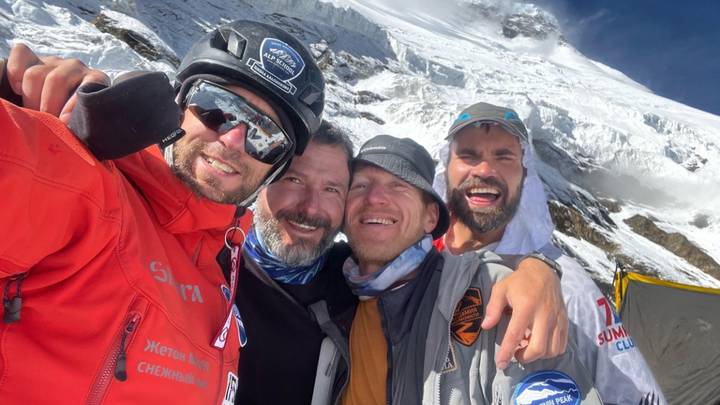 Туристы, погибшие при восхождении на Ключевскую сопку