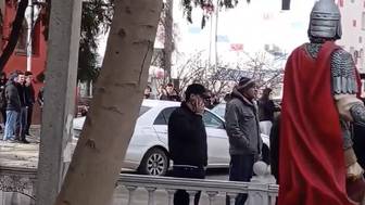 «Наш герой»: родители студентов колледжа в Анапе рассказали о погибшем охраннике