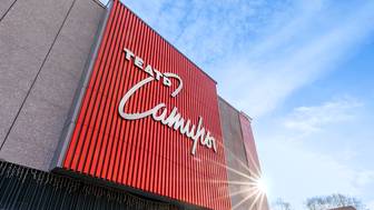 «Мосбилет» приглашает на показы спектакля Игоря Миркурбанова в Театре сатиры