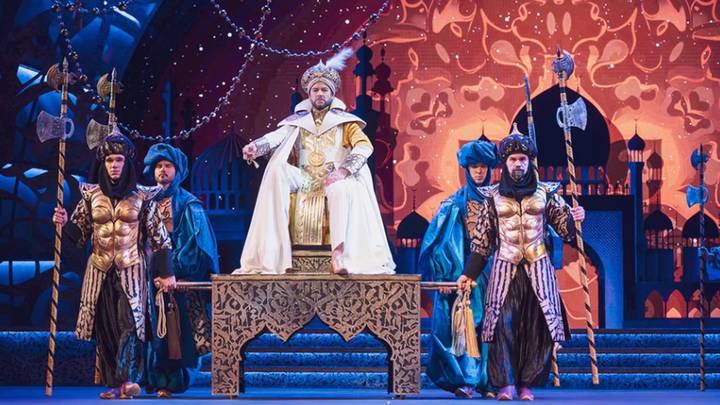 Спектакли, выставки, концерты и стендап: куда сходить в столице в феврале