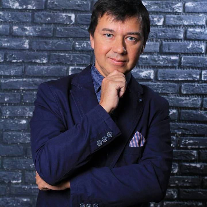 Пострадавший учитель истории и обществознания Тимур Салигаскаров