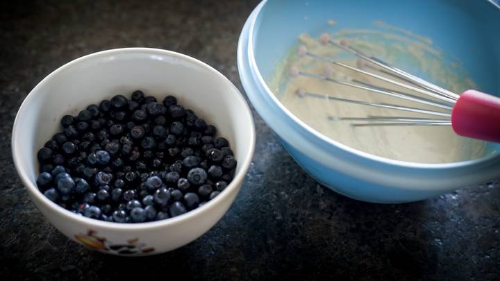 Как приготовить «леопардовые» блины