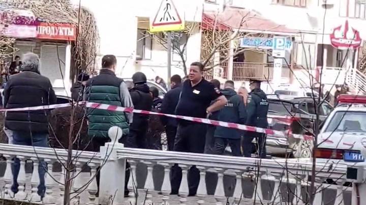 Подросток устроил стрельбу в Анапе: подробности произошедшего и мотивы нападавшего, количество пострадавших