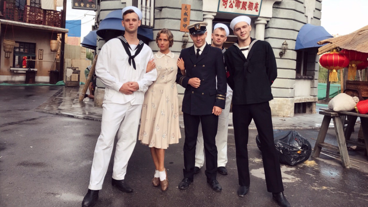 Актрису Кулишенко избили возле бара в Петербурге: кто она, где снималась, причина конфликта, состояние девушки