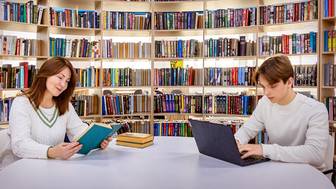 Цифровые сервисы помогают москвичам выбирать книги, вести бизнес и учиться