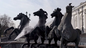 Фонтанный комплекс на Манежной площади начали готовить к открытию сезона