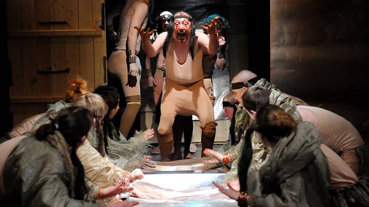 Спектакль "Король Лир" представил в Москве екатеринбургский "Коляда-театр", 2009 год