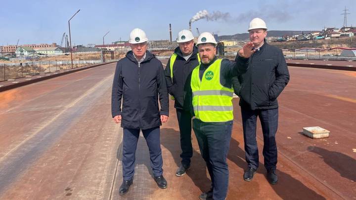 Фотоотчет Евгения Луковникова с места строительства третьего моста через реку Уду