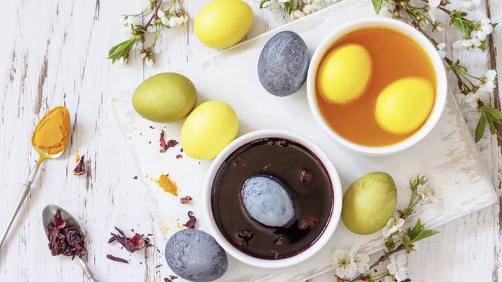 Натуральные красители для пасхальных яиц