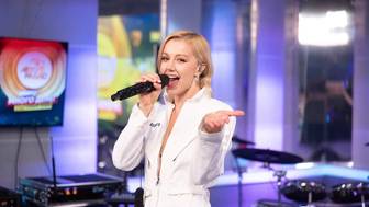 «Авторадио» исполнит мечту москвички, погасив ее автокредит