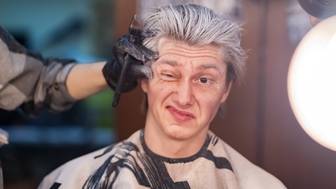 Пока ветер шумит в тополях. Мы погружаемся в подробности жизни за сценой и наблюдаем за тем, чего не видит никто