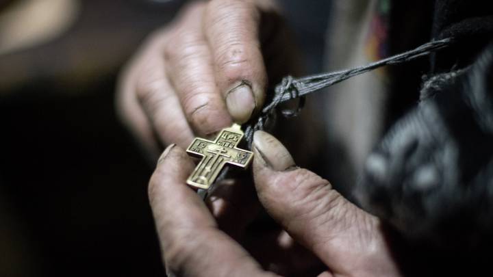 Отшельница Агафья Лыкова: как оказалась в лесу, как живет сейчас, биография и семья