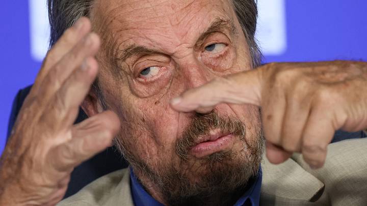 Отец Илона Маска Эррол: чем занимается, что делал в России и что говорит об РФ