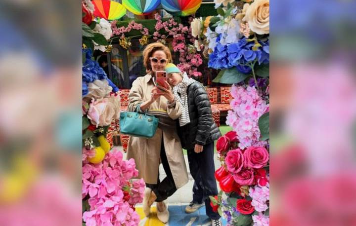 Виктория Исакова опубликовала фото с дочерью из поездки в Стамбул