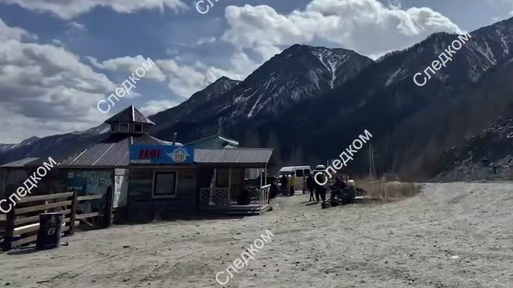 Кафе, в котором альпинисты оставили записку с просьбой о помощи