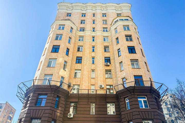 Более 20 жилых домов с пинаклями отремонтировали в Москве