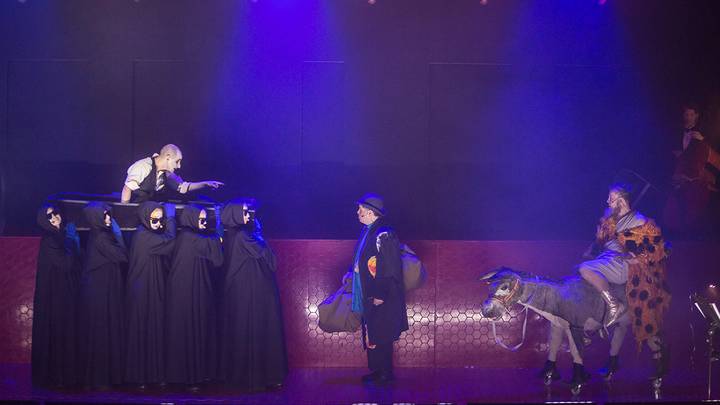 Спектакль «Лягушки» в Московском Губернском театре: рецензии, отзывы