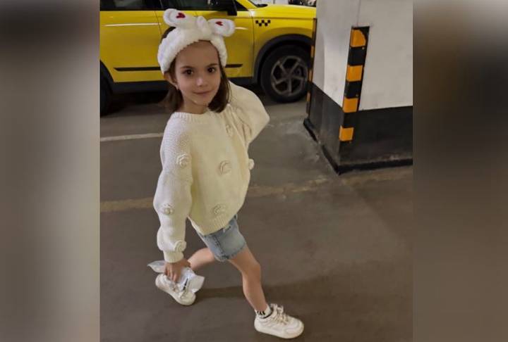 Светлана Иванова опубликовала фото младшей дочери Миры в честь ее восьмилетия