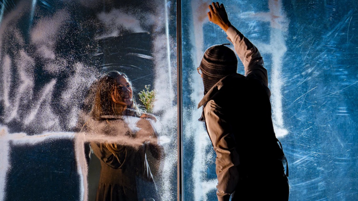 Спектакль «Чистый понедельник»