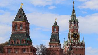 В Кремле пообещали сообщить, если Путин поздравит Трампа с юбилеем