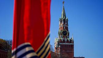 С наступающим Днем Победы ветеранов поздравили представители госструктур Москвы