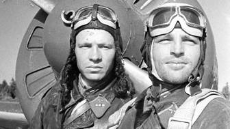 Летчику-истребителю Николаю Терехину, погибшему в 1942 году, посмертно присвоено звание Героя России