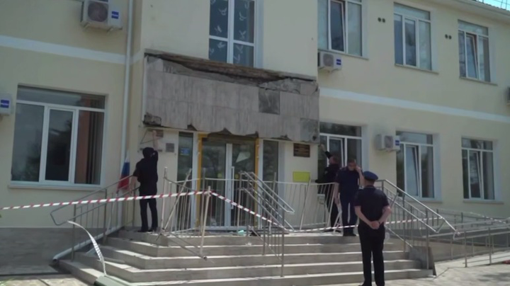 Балкон со школьниками обрушился в Севастополе: сколько детей пострадали, кто виноват, реакция губернатора