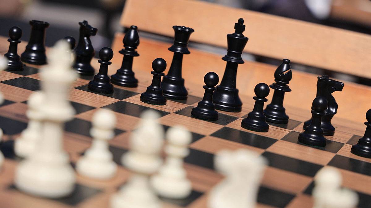 The Russian woman became world chess champion among girls under 18 years old ahead of schedule
