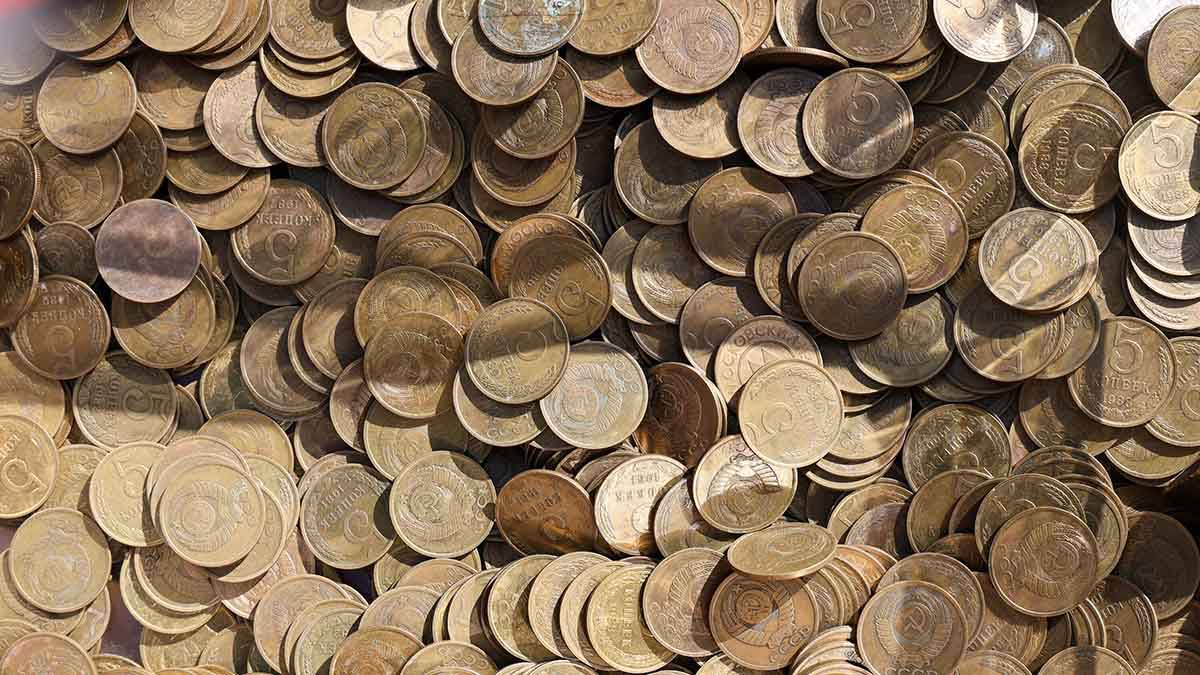 Россияне смогут бесплатно обменять монеты на банкноты с 26 октября по 7 ноября