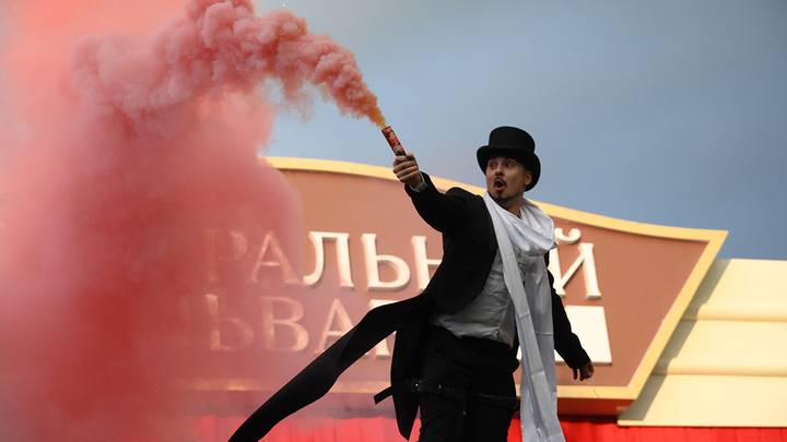 Церемония открытия фестиваля «Театральный бульвар» на главной сцене в Парке Горького / Фото: Пелагия Замятина / Вечерняя Москва