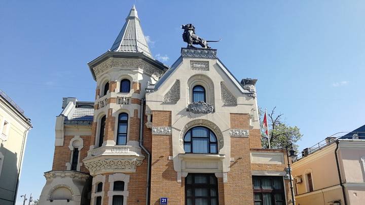 Архитектурный квест: как превратить обычную прогулку в тур по шедеврам московского модерна