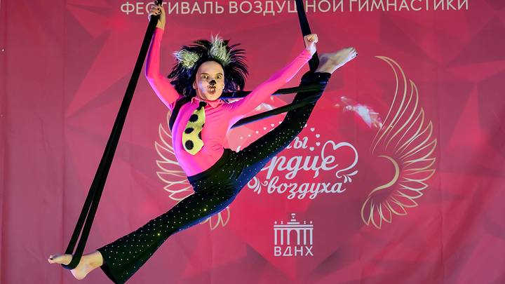 Фестиваль воздушной гимнастики / Фото: Дмитрий Дубинский / Вечерняя Москва