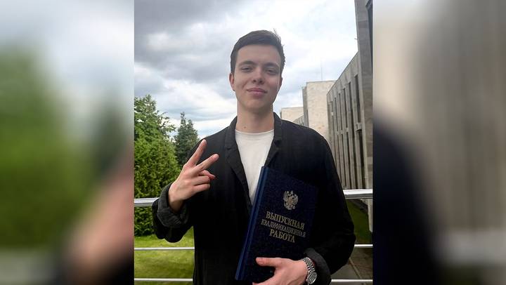 Кто из детей звезд окончил школу или вуз в 2026 году
