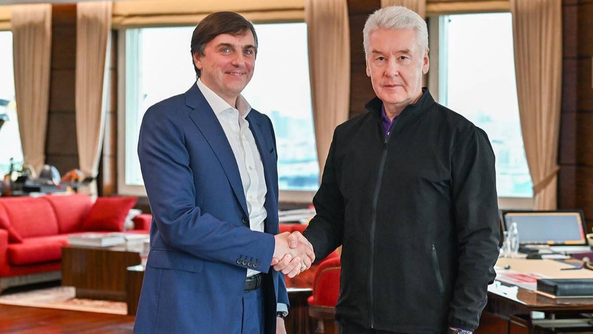 Sobyanin and Kravtsov congratulated the Moscow graduates on successfully passing the Unified State Examination