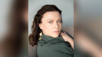 «Женская энергия важнее красоты»: актриса Ольга Смирнова — откровенно о материнстве и новых образах