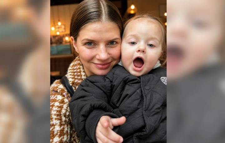 Актриса Анастасия Задорожная опубликовала фото дочери, с которой живет в США