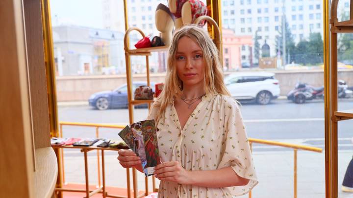 28 июля. Москвичка Алина Завацкая приобрела закладки для книг.