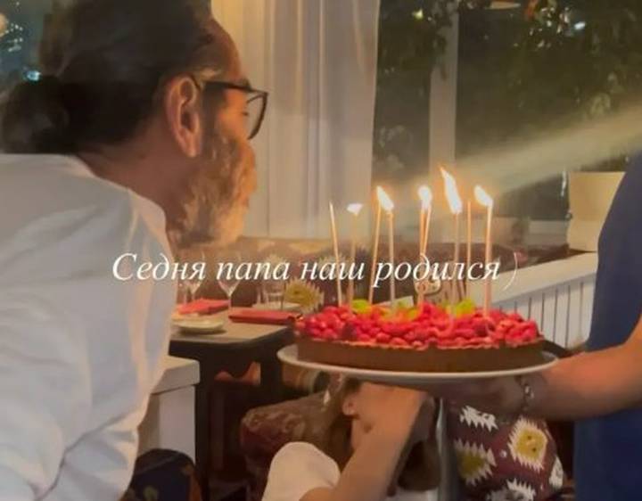 Светлана Иванова опубликовала фото с празднования 65-летия мужа Джаника Файзиева