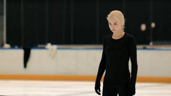 Трусова показала подготовку к первым стартам за четыре года