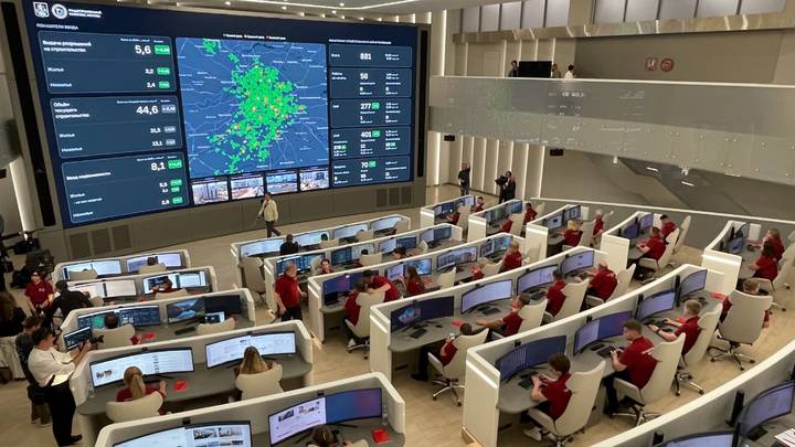 Неделя мэра: ключевые строительные проекты 2026 года и завершение реставрации церкви Ильи Пророка