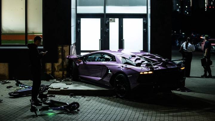 ДТП с Lamborghini в Екатеринбурге: кто пострадал, мог ли за рулем быть сын олигарха Алтушкина, чем он известен