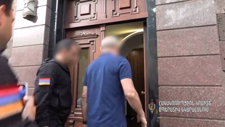Задержание экс-президента Армении Роберта Кочаряна: в чем его обвиняют, как это связано с выборами, чем он известен