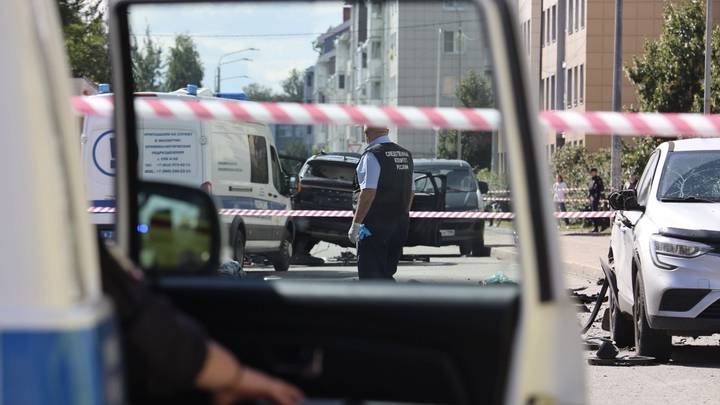 Взрыв машины в Шушарах: как произошел, причина, кто погиб, что с выжившей пассажиркой, главное о теракте